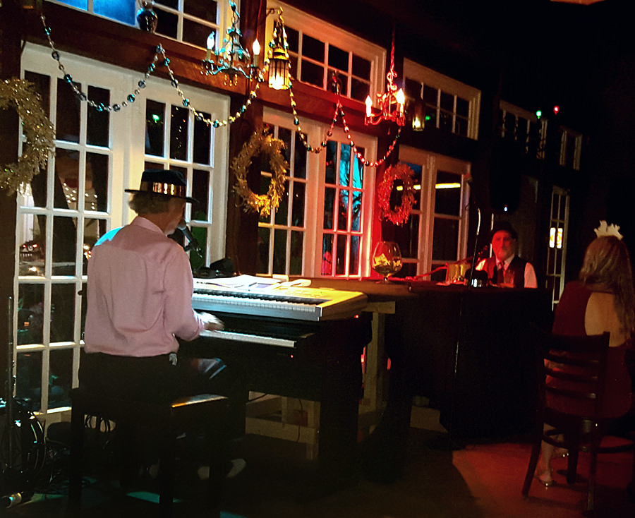 Dueling Pianos 2